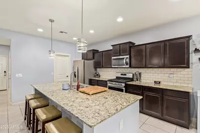 9836 W Atlantis Way, Tolleson, AZ 85353 - Photo 7