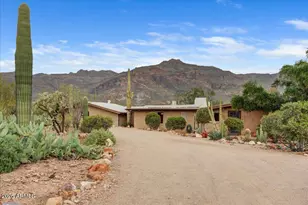 10860 E Maverick Trail, Gold Canyon, AZ 85118 - Photo 3