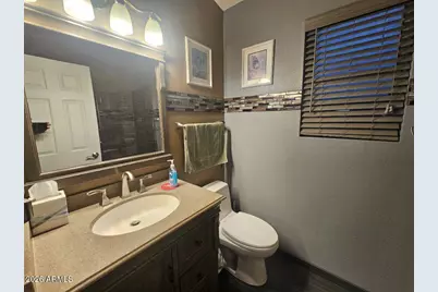 285 W Washington Avenue, Gilbert, AZ 85233 - Photo 11