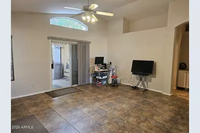 285 W Washington Avenue, Gilbert, AZ 85233 - Photo 3