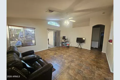 285 W Washington Avenue, Gilbert, AZ 85233 - Photo 3