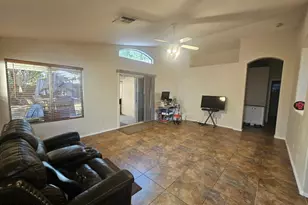 285 W Washington Ave, Gilbert, AZ 85233 - Photo 3