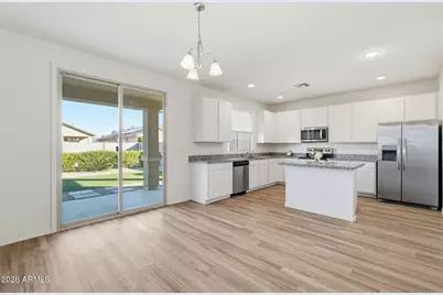 17572 W Country Club Terrace, Surprise, AZ 85387 - Photo 11