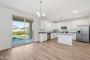 17572 W Country Club Terrace, Surprise, AZ 85387 - Photo 11