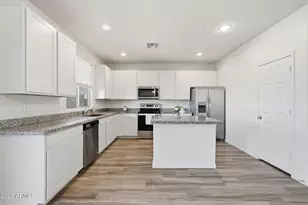 17572 W Country Club Terrace, Surprise, AZ 85387 - Photo 13