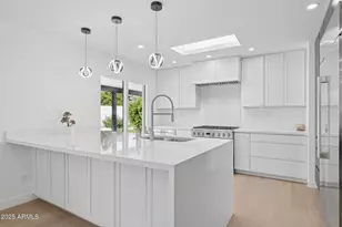 342 E Orangewood Ave, Phoenix, AZ 85020 - Photo 13