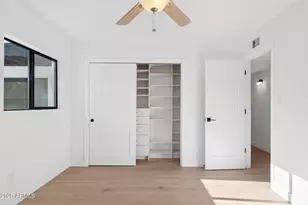 342 E Orangewood Ave, Phoenix, AZ 85020 - Photo 31