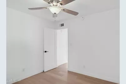 342 E Orangewood Avenue, Phoenix, AZ 85020 - Photo 39