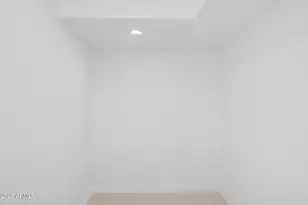 342 E Orangewood Ave, Phoenix, AZ 85020 - Photo 23