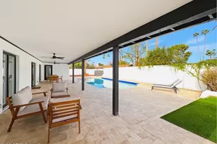 342 E Orangewood Ave, Phoenix, AZ 85020 - Photo 45