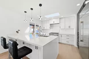 342 E Orangewood Ave, Phoenix, AZ 85020 - Photo 15