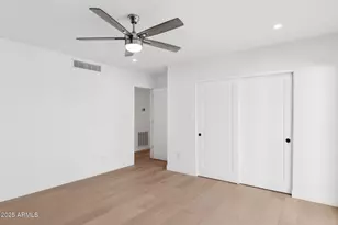 342 E Orangewood Ave, Phoenix, AZ 85020 - Photo 27