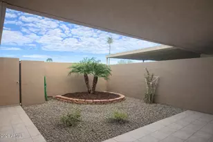 10150 W Hutton Dr, Sun City, AZ 85351 - Photo 19