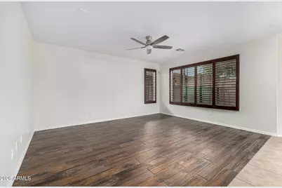 10046 W Veliana Way, Tolleson, AZ 85353 - Photo 9