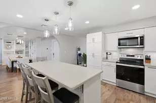 5106 E Toniko Dr, Phoenix, AZ 85044 - Photo 7