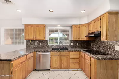 8812 W Pinnacle Peak Road, Peoria, AZ 85383 - Photo 25