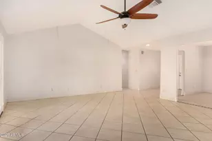 8812 W Pinnacle Peak Rd, Peoria, AZ 85383 - Photo 15