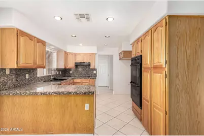 8812 W Pinnacle Peak Road, Peoria, AZ 85383 - Photo 23