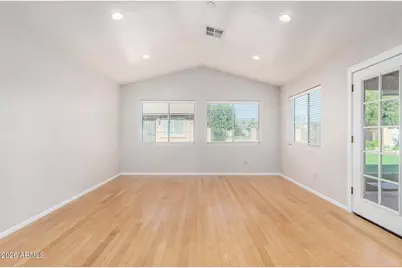 8812 W Pinnacle Peak Road, Peoria, AZ 85383 - Photo 19