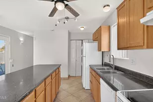 244 W Darrow St, Phoenix, AZ 85041 - Photo 11