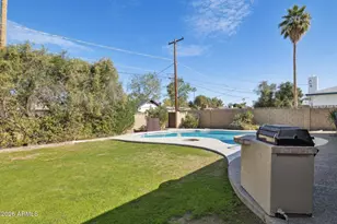 5438 E Pinchot Ave, Phoenix, AZ 85018 - Photo 27