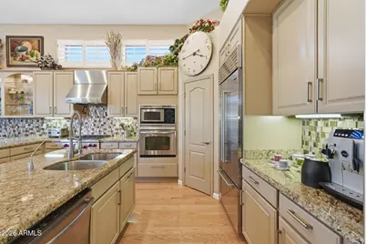 5560 E Sheena Drive, Scottsdale, AZ 85254 - Photo 7