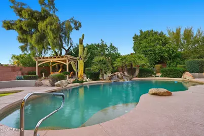 5560 E Sheena Drive, Scottsdale, AZ 85254 - Photo 37