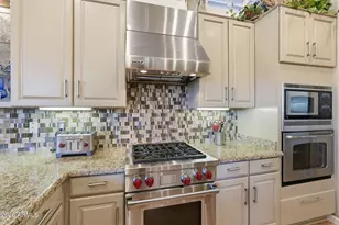 5560 E Sheena Dr, Scottsdale, AZ 85254 - Photo 5