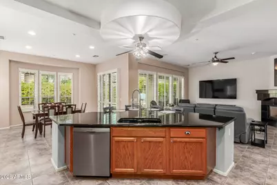 12388 W Fetlock Trail, Peoria, AZ 85383 - Photo 17