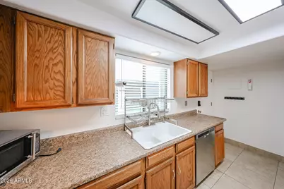 3501 N 64th Street #16, Scottsdale, AZ 85251 - Photo 11