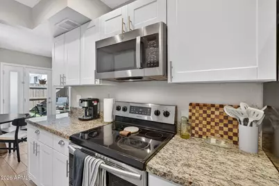 6017 W Golden Lane, Glendale, AZ 85302 - Photo 11