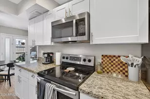 6017 W Golden Ln, Glendale, AZ 85302 - Photo 11