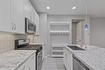 2477 W Market Place #27, Chandler, AZ 85248 - Photo 17