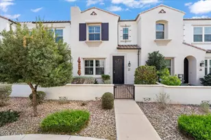 2477 W Market Pl, Chandler, AZ 85248 - Photo 1