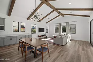 713 E Kachina Trl, Phoenix, AZ 85042 - Photo 31