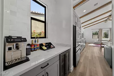 713 E Kachina Trail, Phoenix, AZ 85042 - Photo 39