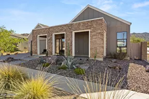 713 E Kachina Trl, Phoenix, AZ 85042 - Photo 13