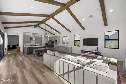 713 E Kachina Trail, Phoenix, AZ 85042 - Photo 37