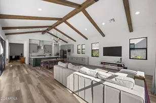 713 E Kachina Trl, Phoenix, AZ 85042 - Photo 37