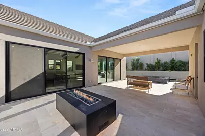 713 E Kachina Trail, Phoenix, AZ 85042 - Photo 65