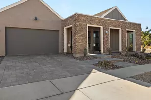713 E Kachina Trl, Phoenix, AZ 85042 - Photo 15