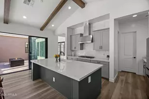 713 E Kachina Trl, Phoenix, AZ 85042 - Photo 29