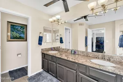 6376 W Louise Drive, Glendale, AZ 85310 - Photo 19