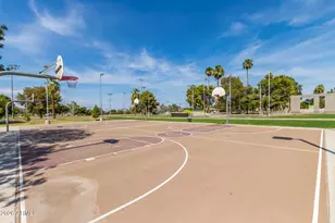 2257 E Huntington Dr, Phoenix, AZ 85040 - Photo 39