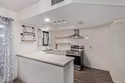 2724 W McLellan Boulevard W #119, Phoenix, AZ 85017 - Photo 9