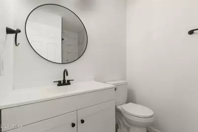 7910 W Hess Avenue, Phoenix, AZ 85043 - Photo 13