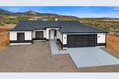 320 S Hoss Road, Dewey, AZ 86327 - Photo 1