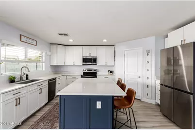 3279 E Silverbell Road, San Tan Valley, AZ 85143 - Photo 5