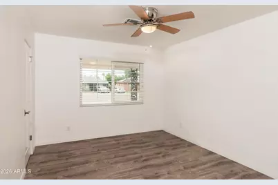 2226 E Devonshire Avenue, Phoenix, AZ 85016 - Photo 13