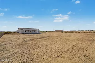 6523 S 333rd Ave, Tonopah, AZ 85354 - Photo 27